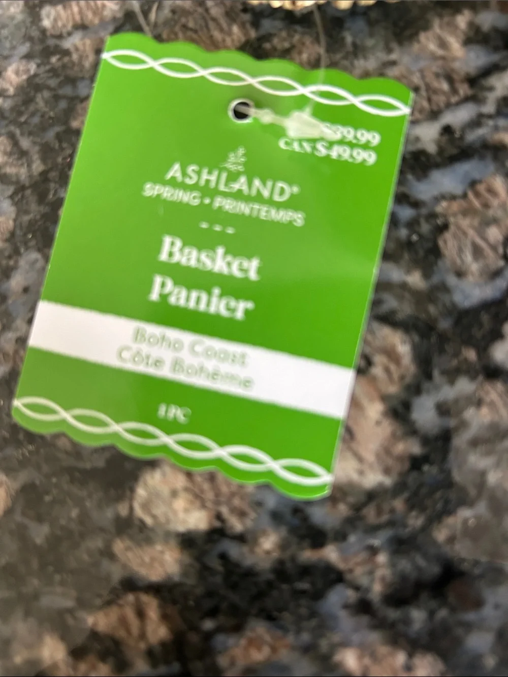 ASHLAND HANDWOVEN MULTICOLOR ROUND SEAGRASS BASKET NWT